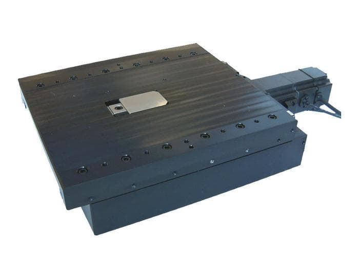 LINEARACHSE MIT KUGELGEWINDETRIEB