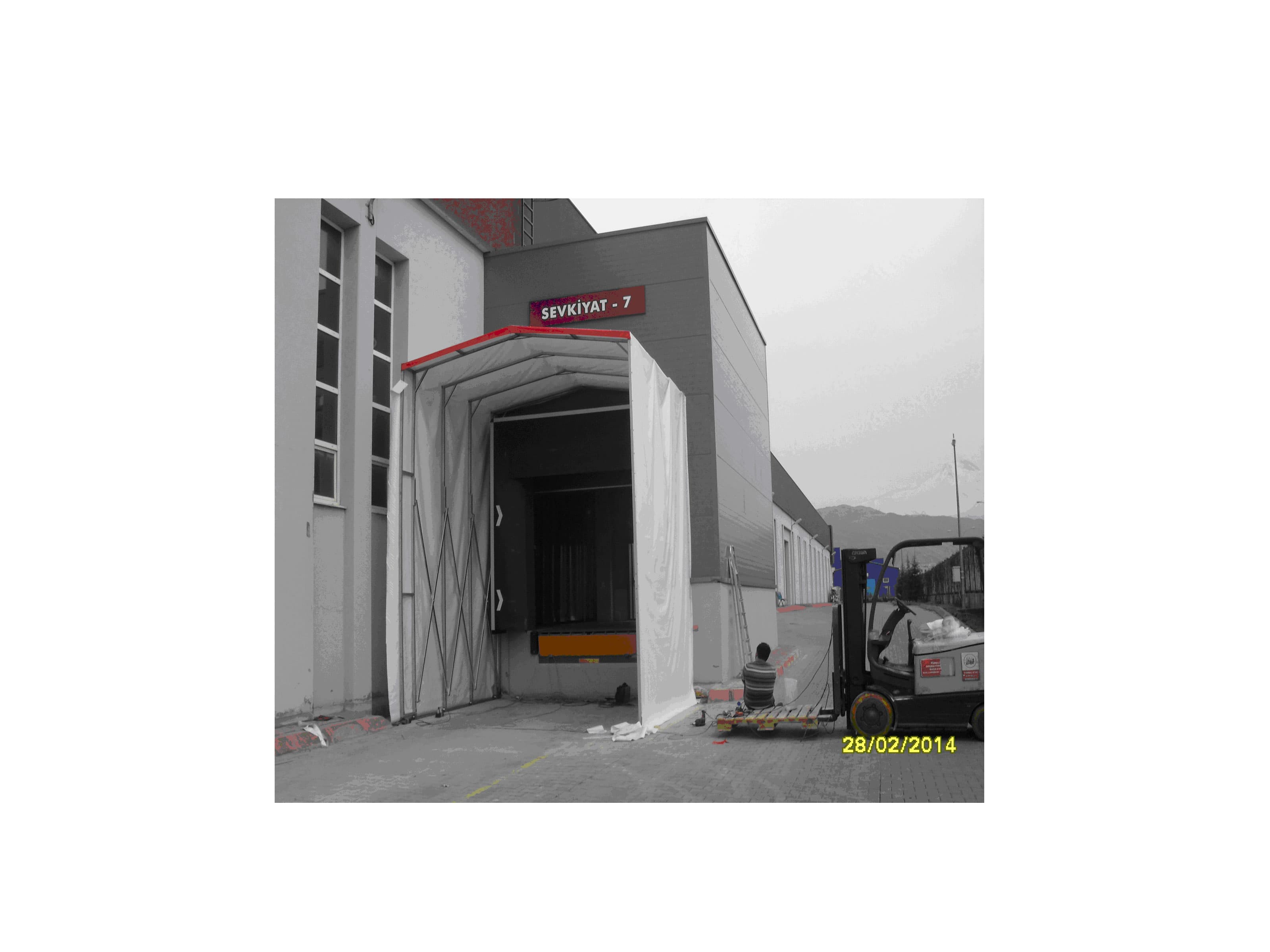 Akordiyon Katlanir Korukler Membran yapilar