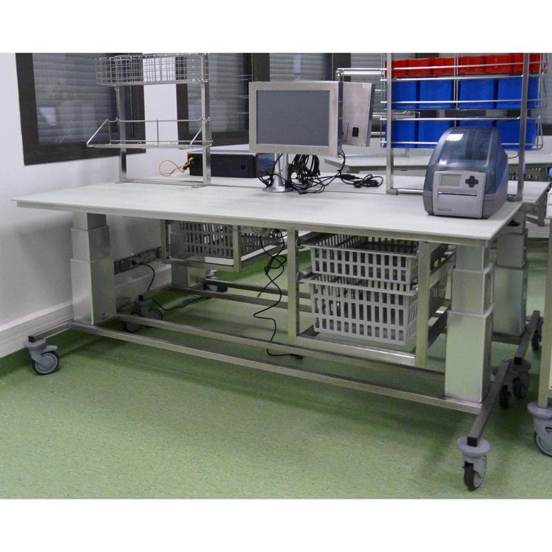 Mobilier en acier inoxydable