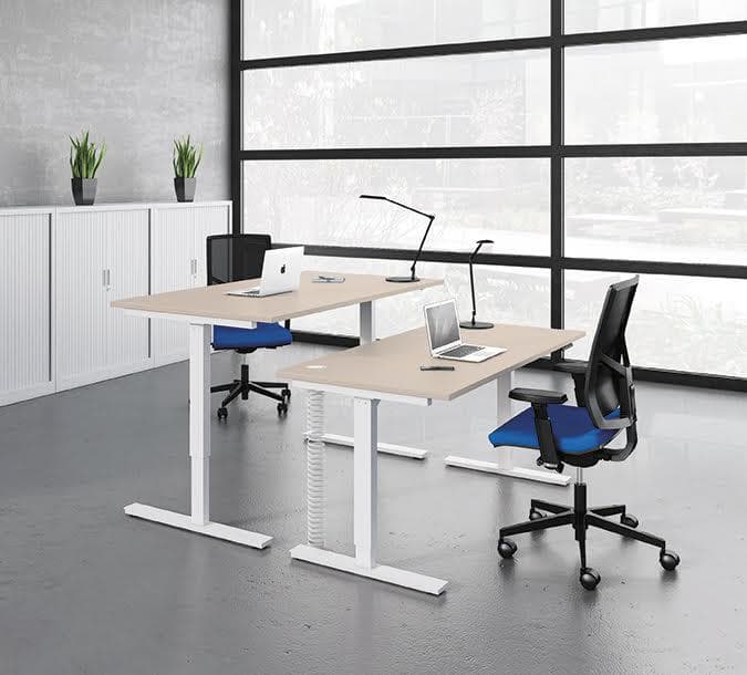 Le bureau classique, pour y déposer quelques dossiers, un PC et un ordinateur