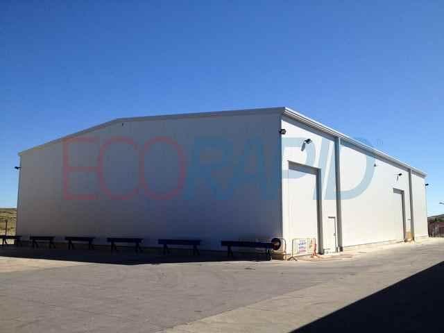 Bâtiment métallique