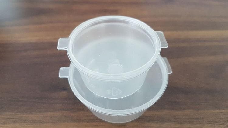 1-2 oz hinged lid portion pots