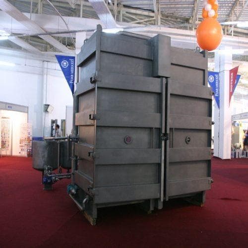 Hank Yarn Dyeing Machine