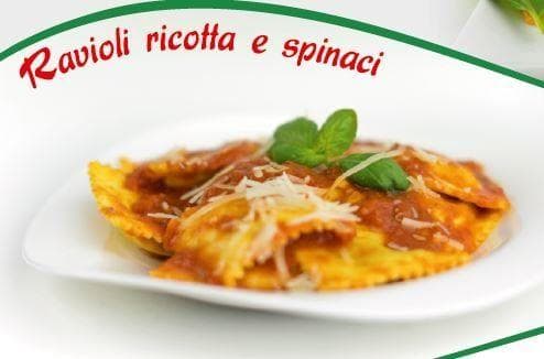 RAVIOLI RICOTTA E SPINACI
