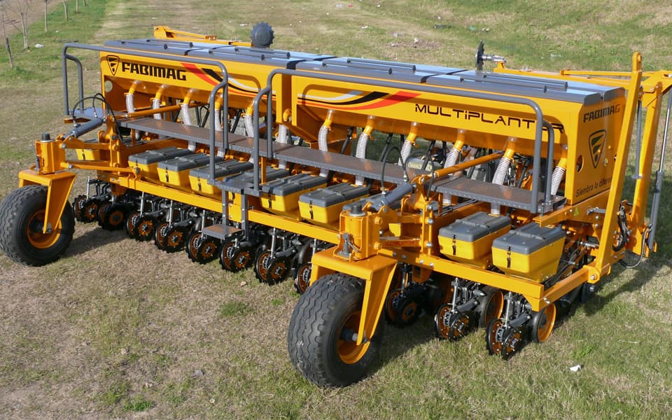 МЕХАНИЧЕСКАЯ УСТАНОВКА ДЛЯ СЕМЯН