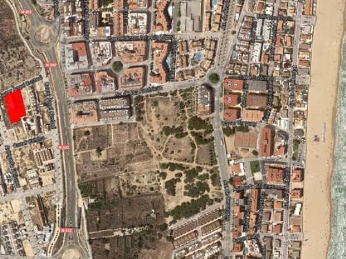 Parcela en Guardamar del Segura (sector ZO-3), con proyectos
