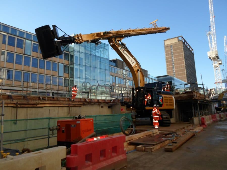 teledipper excavadora