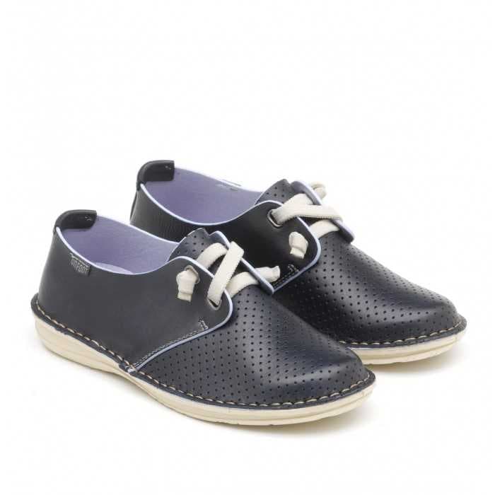 حذاء جلد مسطح نسائي