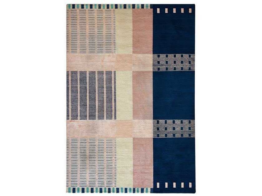 CHROMALOOP MINT / Patterned handmade Tibetan wool and bamboo silk rug