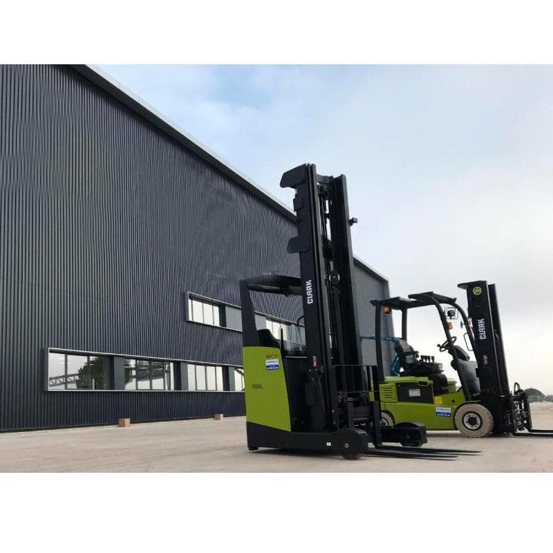 rental fork lift trucks