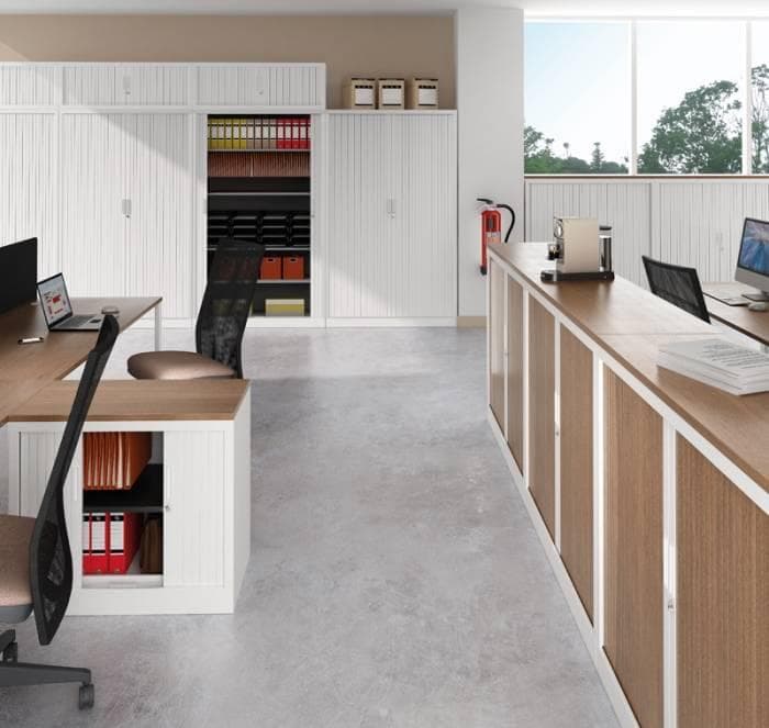 Armoires métalliques à rideaux verticaux