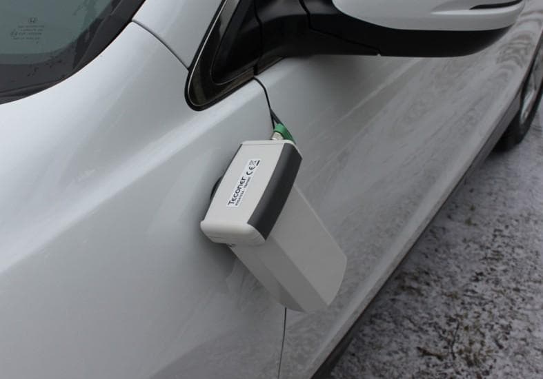 Surface temperature and dew point sensor RTD411SA