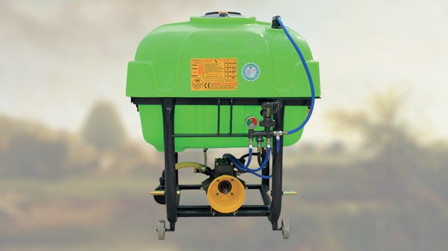 400 LITER AGRICULTURAL FIELD PULVERIZER