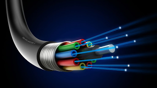 Bilgisayar ve fiber optik kablo tesisati