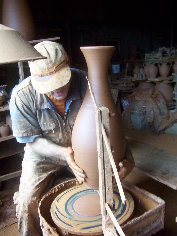 seramik el yapimi vazo 