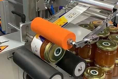 SEMI-AUTOMATIC LABELLING SYSTEMS