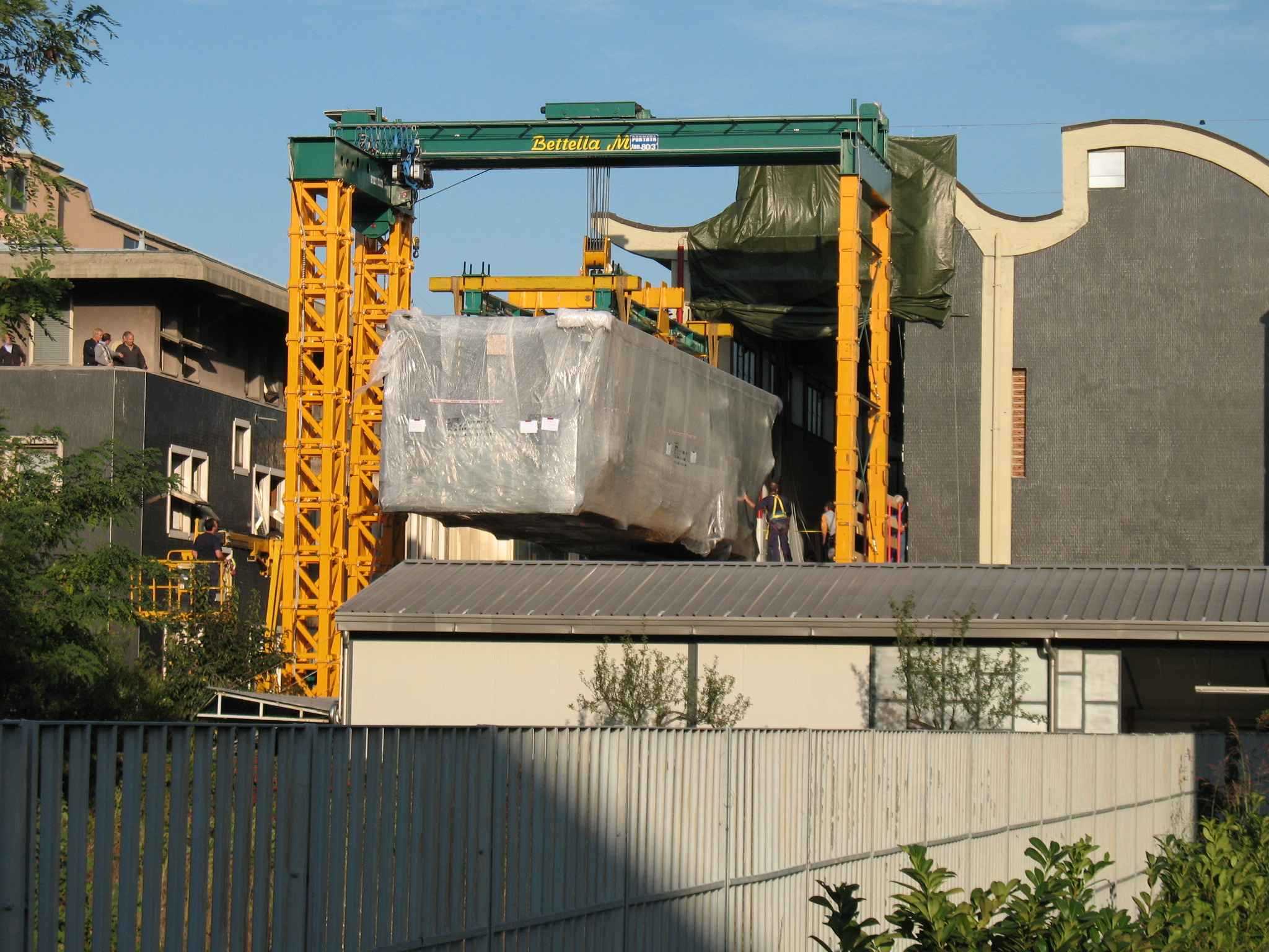 RENT 80 TON MECHANICAL GANTRIES