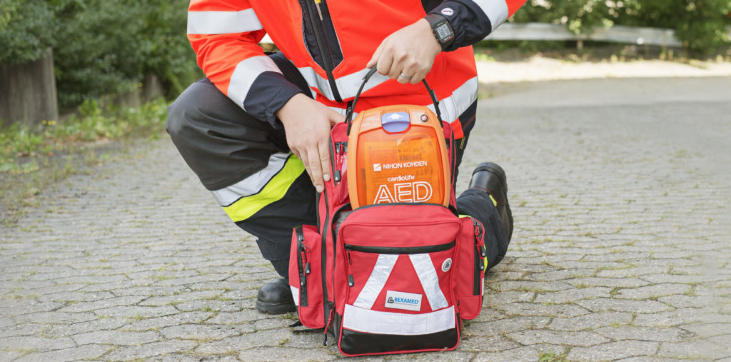 defibrilatorler (AED)