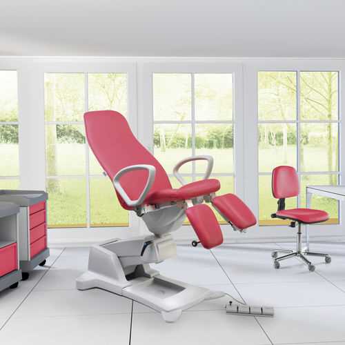 HEIGHT-ADJUSTABLE PEDICURE CHAIR