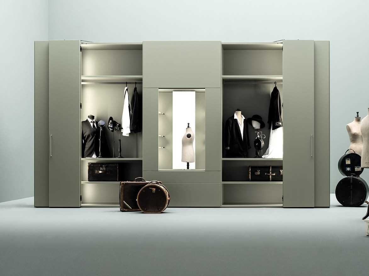 Sectional wooden walk-in wardrobe