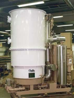 STEAM GENERATOR WITH INTEGRATED SUPERHEATER