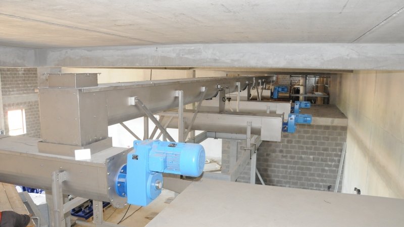 Helical Conveyor (Screw for Horizontal Transport)