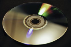 Presleme tesisinde CD uretimi 