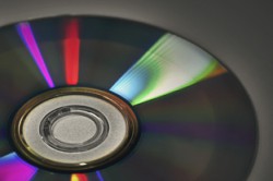 Presleme tesisinde DVD uretimi