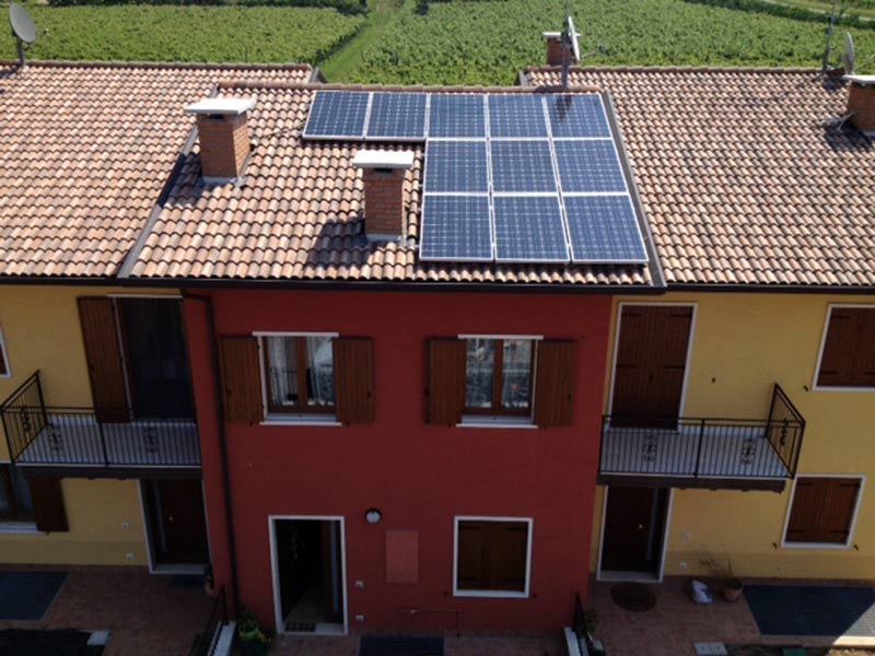 montaje de paneles solares