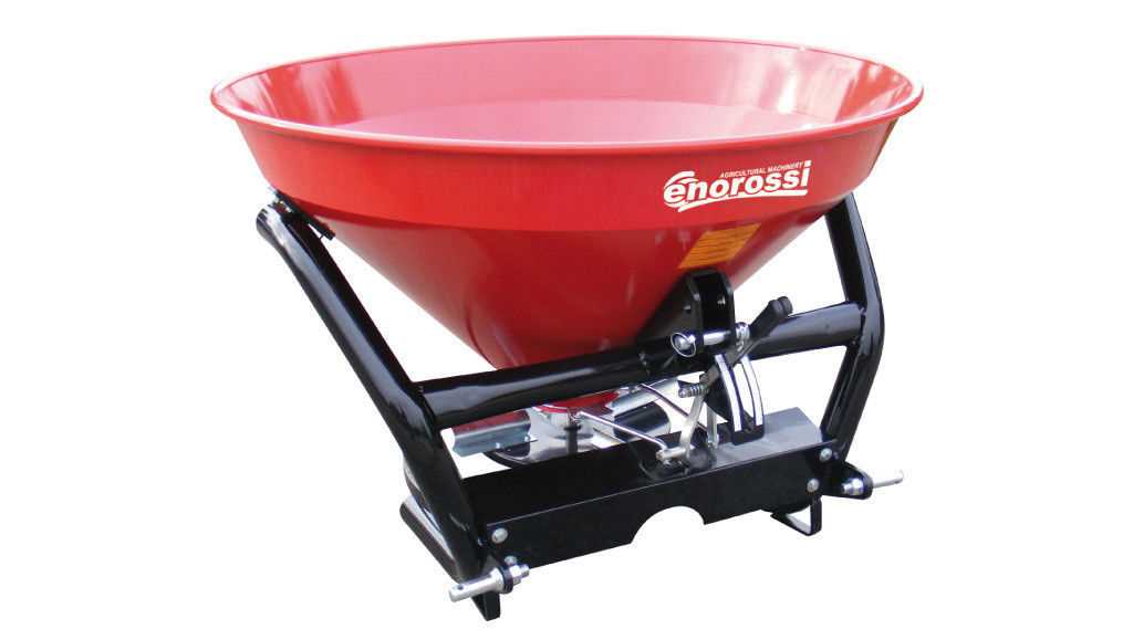 3 noktalı askılı gübre serpme makinesi