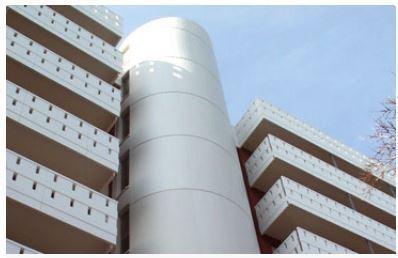 Conservative restoration of concrete structures