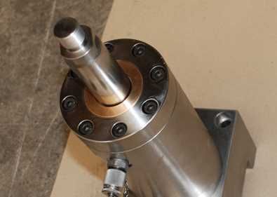 Hydraulic Cylinders & cylinder parts 