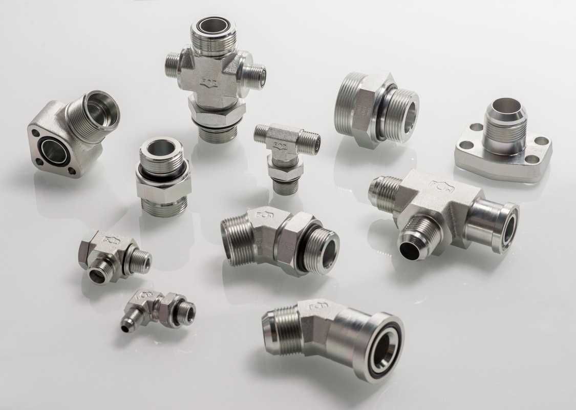 Hydraulic connectors according to international standards