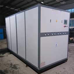 Compact water cooled chiller