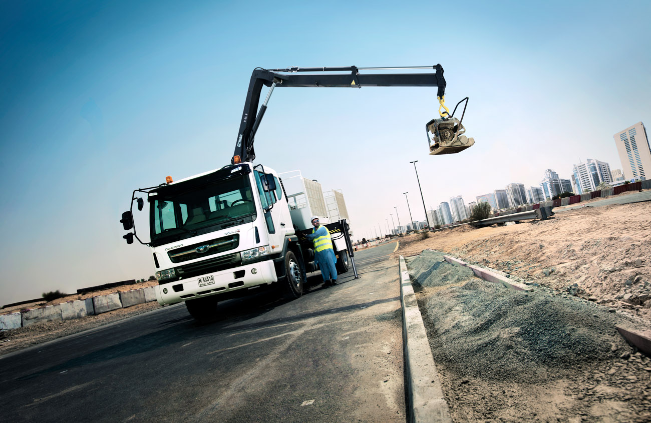 HIAB X-CL 8 truck mounted crane