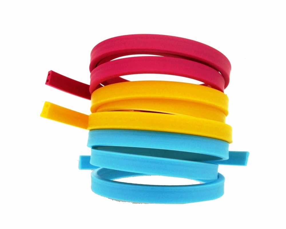 RECTANGULAR RUBBER WITH TWO HOLES