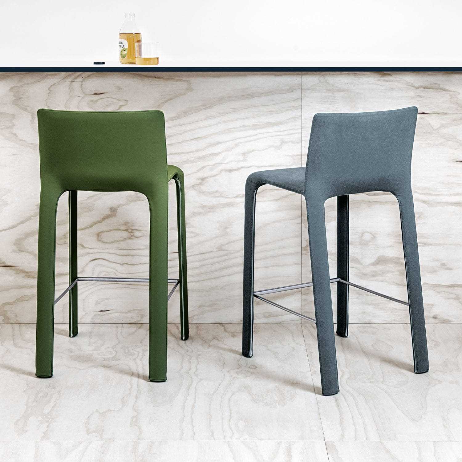 bar chair 