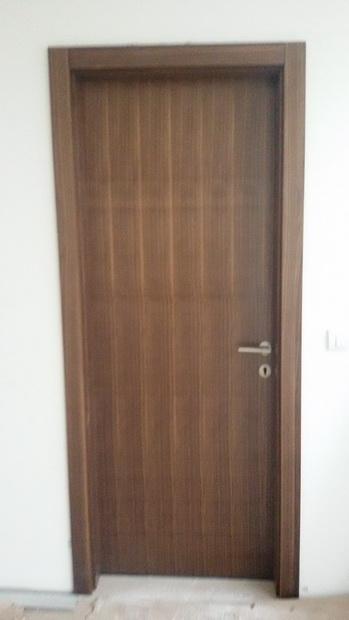 Walnut veneer doors