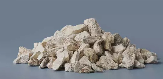 Hydrated lime, also called burnt lime, is made of CaO (calcium oxide)