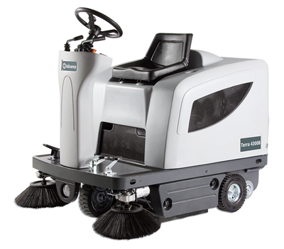 compact rider sweeper