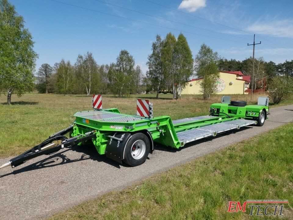 Low loader trailers