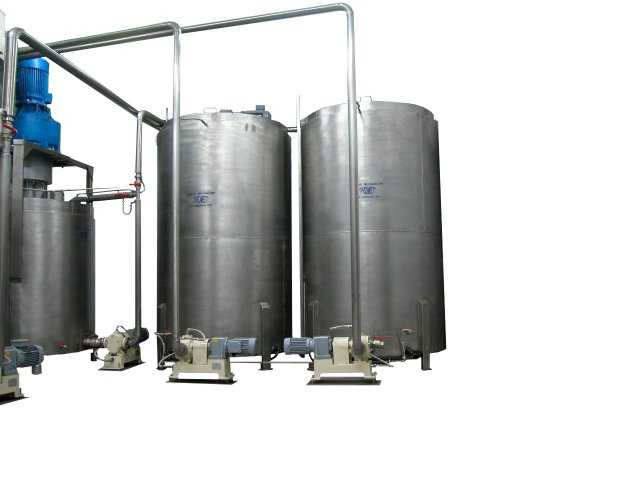 Tank for heating and storage of coatings, couverture and creams