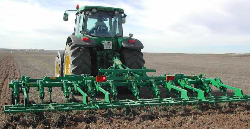 Chisel plough