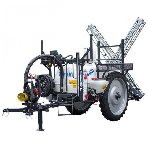 towed sprayer E1500 B2P