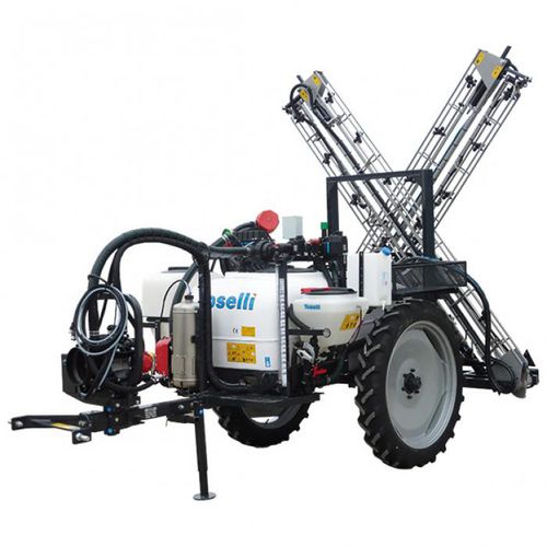 towed sprayer E1000 B5P