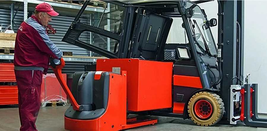 Forklifts cabins