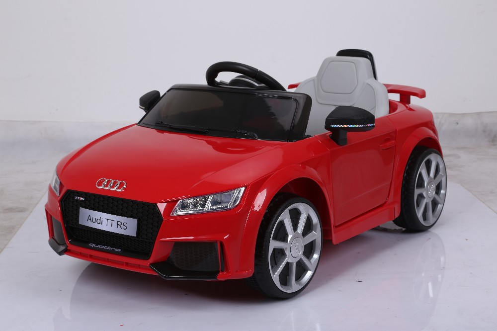 Audi TTRs JE1198 Pram